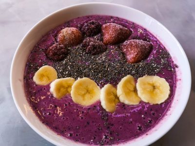 Weight-Loss Berry Smoothie Bowl